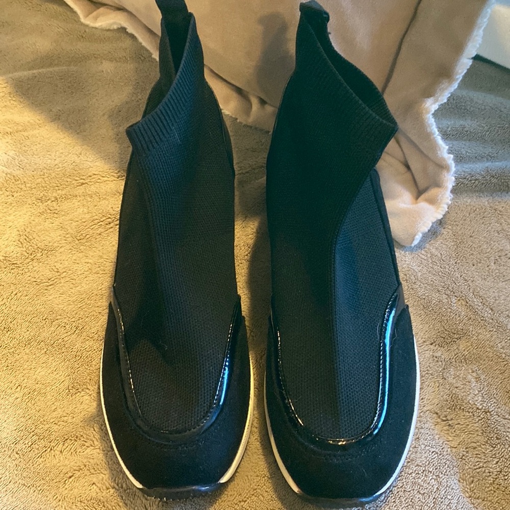 🖤French Connection Starr Wedge Sneaker Boots🖤